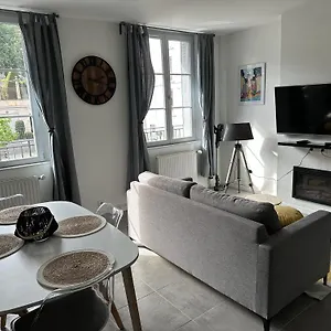 Avec Terrasse Au Puy Appartement Le Puy-en-Velay